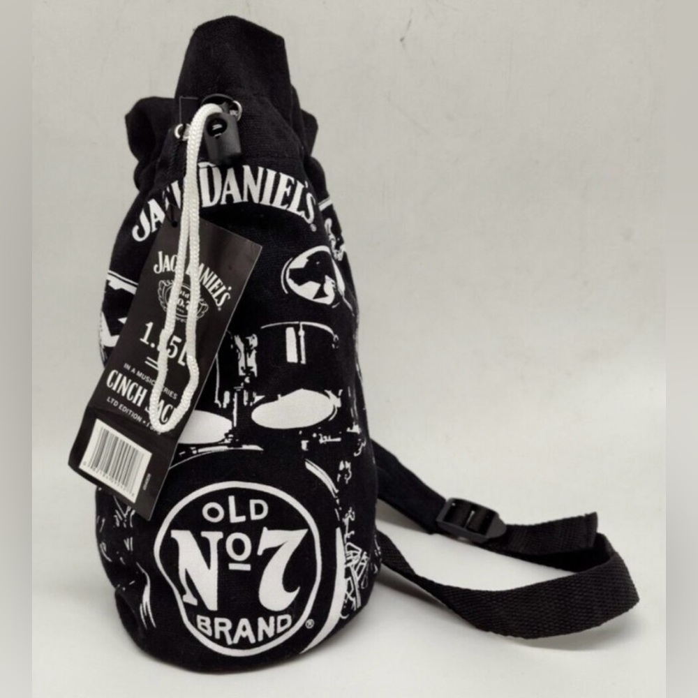 Jack Daniels In A Music Series Cinch Sack Bag
1.75L 2019 Edition 1 of 3 NWT